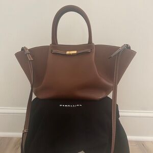 Demellier The New York midi bag luggage color